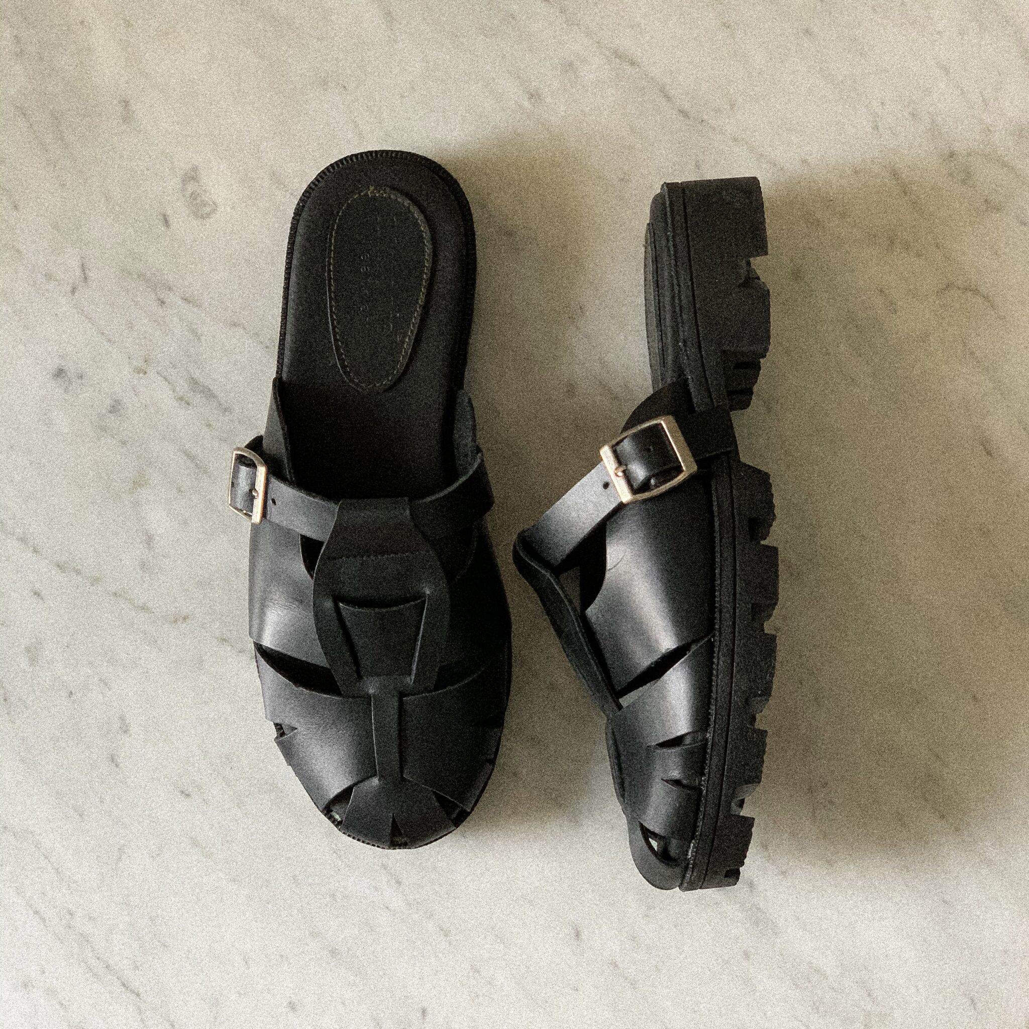 Leon Chunky Fisherman Mules (Men’s) (PRE-ORDER) - Meraniel PH