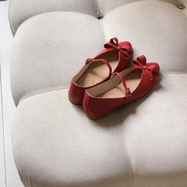 MJ Sasha Closed Shoes - Image 3