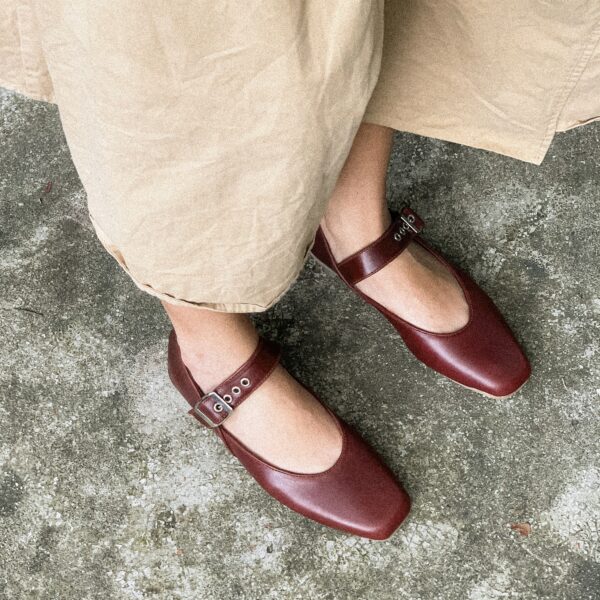 Hanna Closed Shoes - Image 18