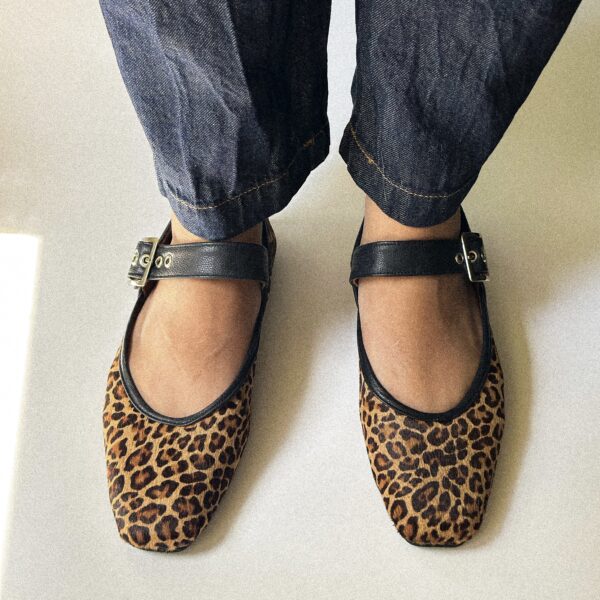 Hanna Closed Shoes in Leopard - Image 8