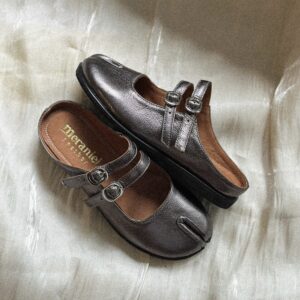 Tabi Ana (PRE-ORDER)