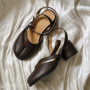 Tabi Amber 1.5” Heels (PRE-ORDER)
