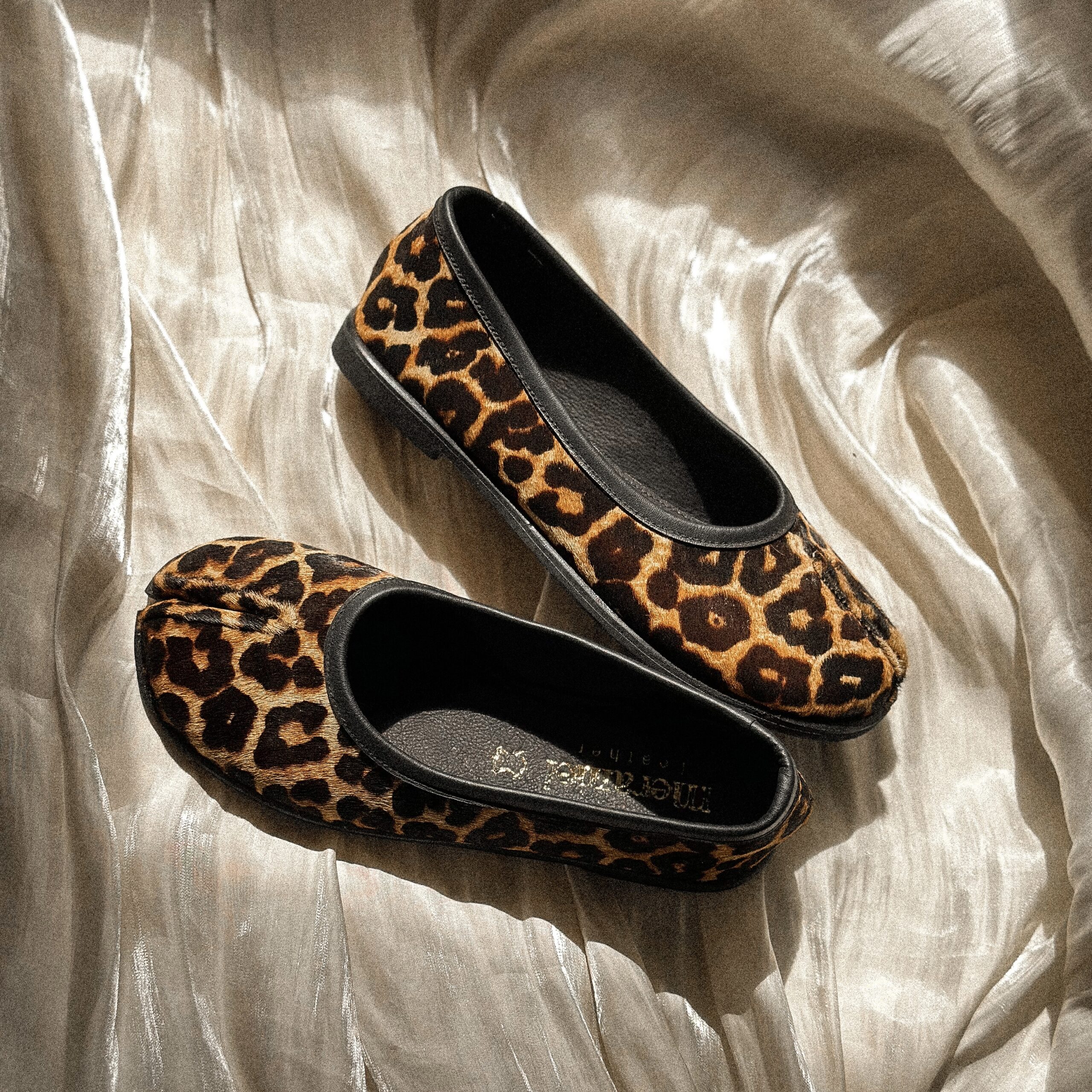 Tabi Ballerines in Leopard - Image 2